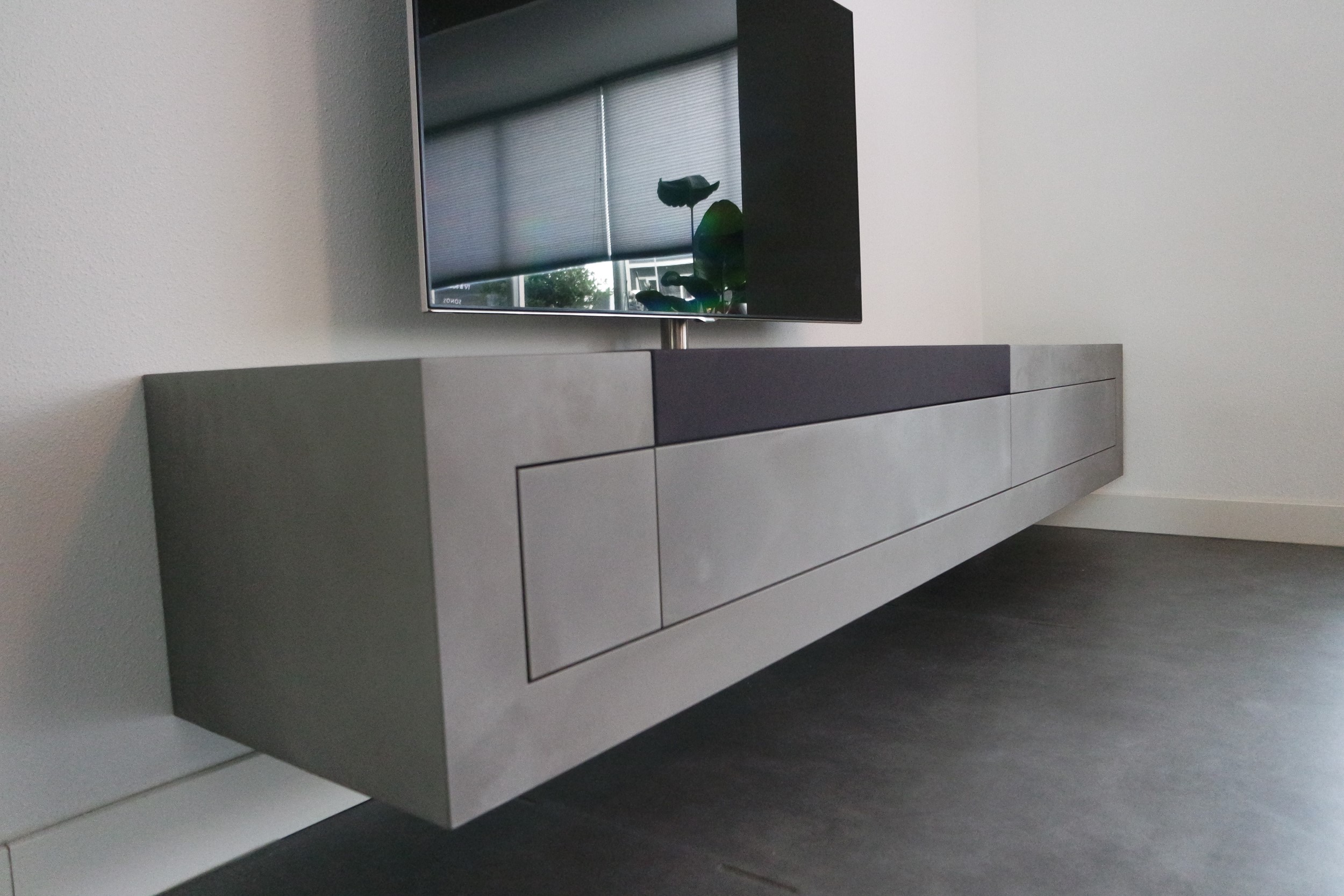Pathologisch Bij zonsopgang kousen Artyx » The new design vision » EMS 260 custom tv-meubel in betonlook